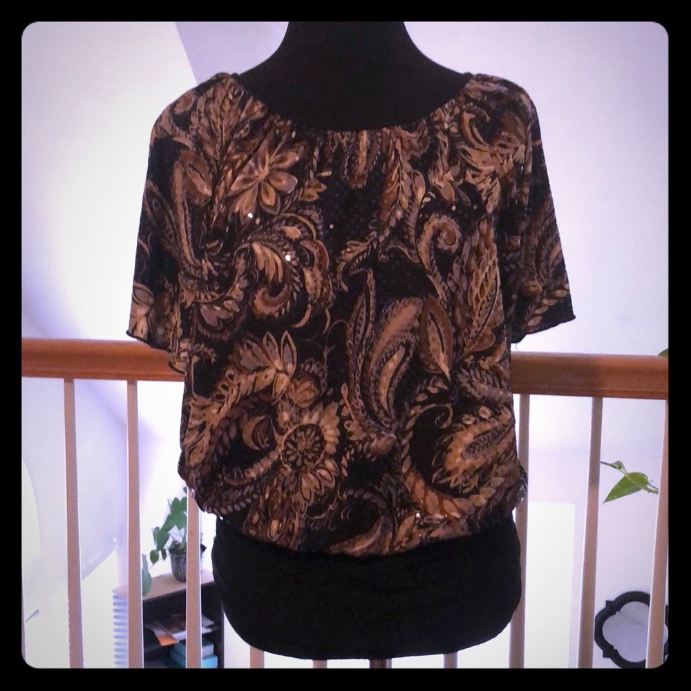Sparkly blouse with black waistband